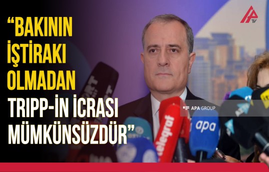 Ceyhun Bayramov jurnalistlərə açıqlama verdi
                                                