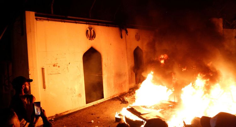 Protesters set Iranian Consulate building in Najaf on fire for 2nd time in a week