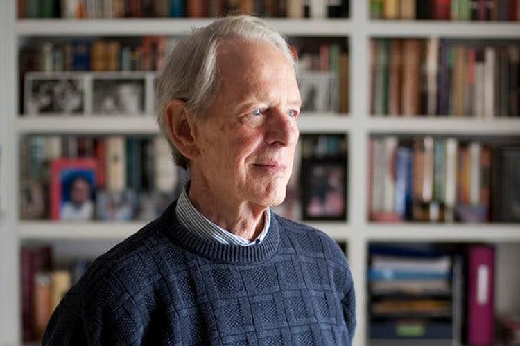 Pulitzer Prize-winning writer died