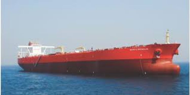 Pirates board a supertanker off Nigeria, kidnap 19 crew members