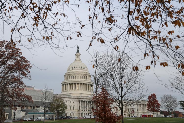 U.S. lawmakers work to settle on articles of impeachment against Trump