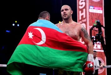 Azerbaijani boxer Mahammadrasul Majidov knockouts Tom Little in two rounds - PHOTOSESSION - VIDEO