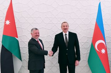 Official welcoming ceremony held for King Abdullah II of Jordan in Baku