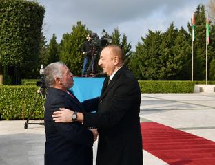 Official welcoming ceremony held for King Abdullah II of Jordan in Baku