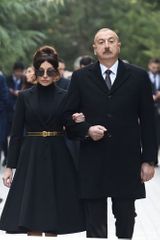 President Ilham Aliyev visited grave of national leader Heydar Aliyev - UPDATED -1 