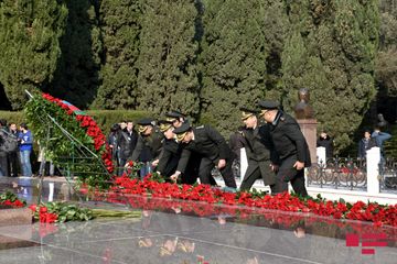 Azerbaijan respectfully commemorates National Leader Heydar Aliyev  - PHOTOSESSION