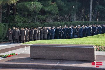 Azerbaijan respectfully commemorates National Leader Heydar Aliyev  - PHOTOSESSION