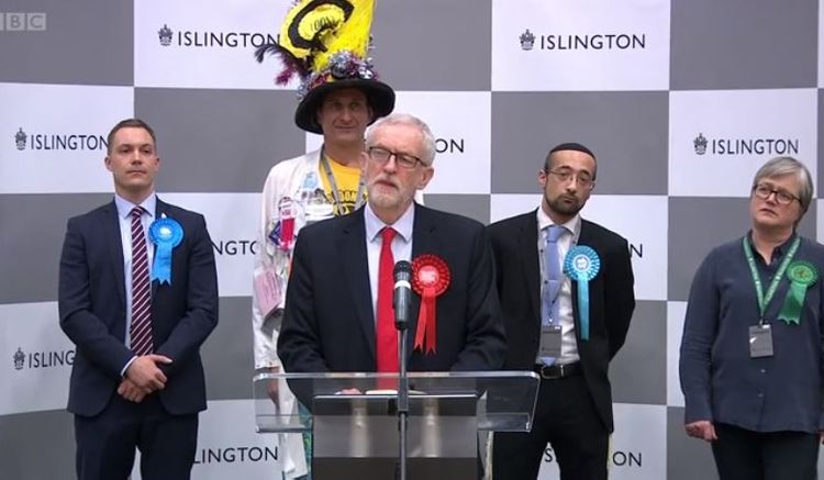 Corbyn  says will not lead party in future campaign