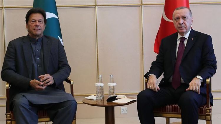 Turkish President meets with Pakistani PM in Geneva
