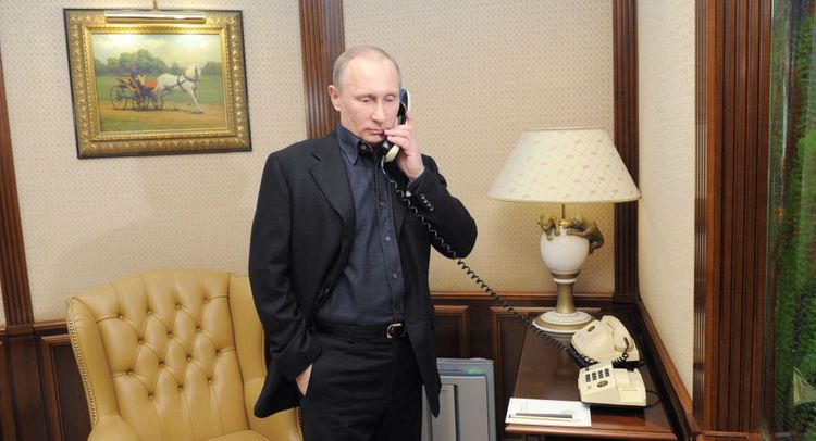 Kremlin: Putin, Macron phone call stresses importance of coordination, fighting terrorism 