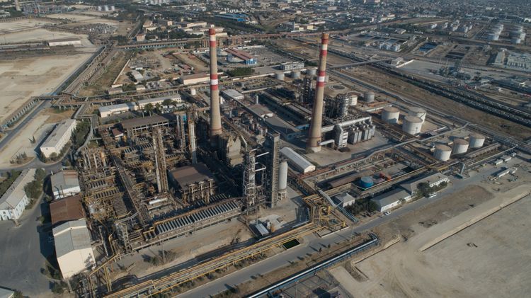 Azerbaijan decreases gasoline production