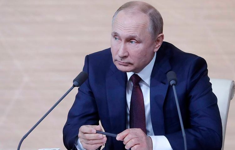 Putin opposed to removing Lenin’s body from mausoleum