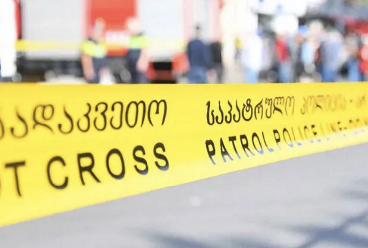 Minibus crashes in Tbilisi, casualties reported