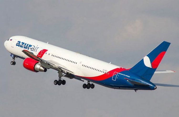 Plane flying from India to Moscow made an emergency landing in Baku