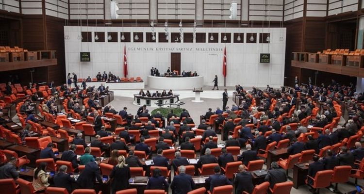 Turkey's Parliament ratifies military deal with Libya