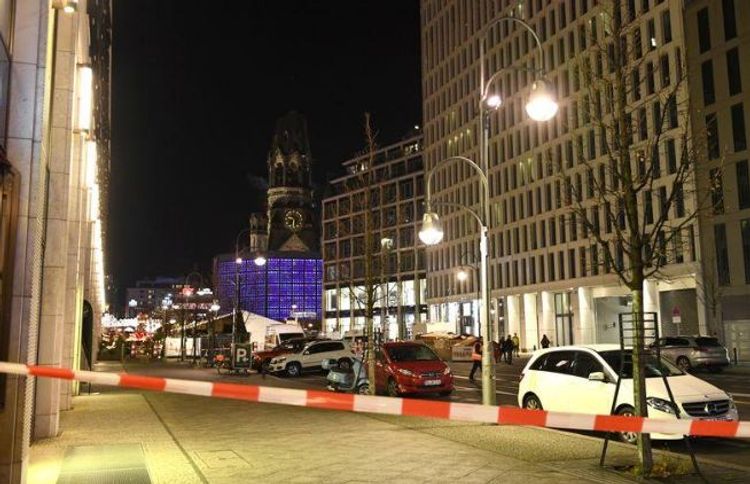 Berlin police evacuate Christmas market that was attacked in 2016