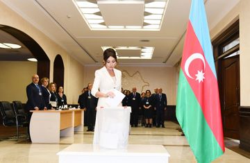 Azerbaijani President Ilham Aliyev voted at polling station No 6