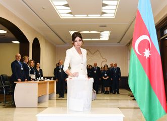 Azerbaijani President Ilham Aliyev voted at polling station No 6
