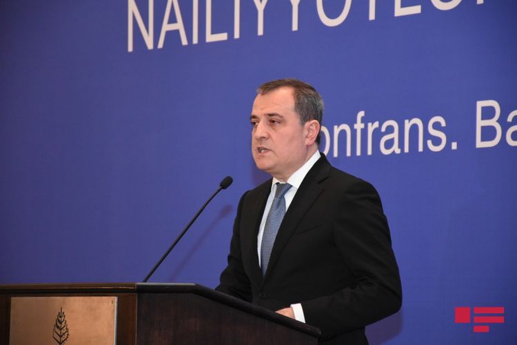 Salaries of 5000 teachers higher than AZN 1000 in Azerbaijan, says Minister