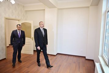 Ceremony held to give out apartments and cars to Karabakh war disabled and those equated to them