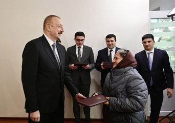 Ceremony held to give out apartments and cars to Karabakh war disabled and those equated to them