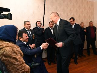 Ceremony held to give out apartments and cars to Karabakh war disabled and those equated to them