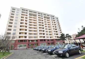 Ceremony held to give out apartments and cars to Karabakh war disabled and those equated to them