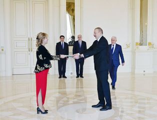 Azerbaijani President receives credentials of incoming Algerian  Ambassador