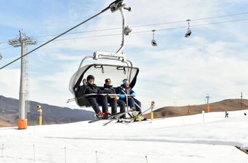 President Ilham Aliyev and first lady Mehriban Aliyeva viewed work done at Shahdag Tourism Center - UPDATED