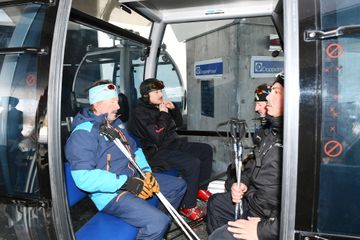 President Ilham Aliyev and first lady Mehriban Aliyeva viewed work done at Shahdag Tourism Center - UPDATED
