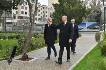 President Ilham Aliyev viewed ongoing renovation works in another park in Baku - UPDATED