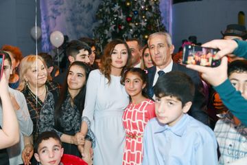 Heydar Aliyev Foundation arranges traditional New Year party for children First Vice-President Mehriban Aliyeva attended the event