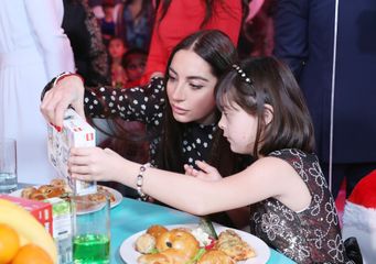 Heydar Aliyev Foundation arranges traditional New Year party for children First Vice-President Mehriban Aliyeva attended the event