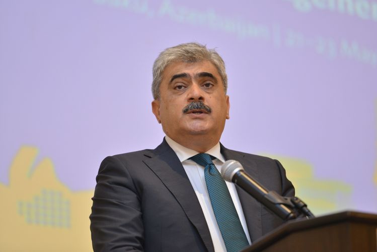 Deficit in next year’s state budget and grant to Nakhchivan reduced by AZN 19 mln., funds allocated to political parties and public associations increased