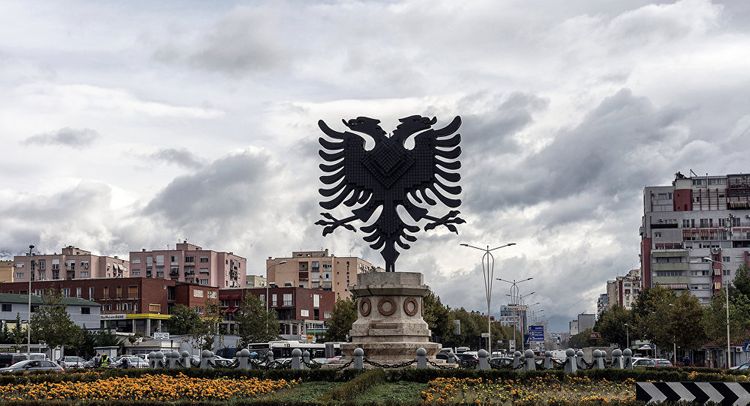Strong quake hits Albania; at least 6 dead, 300 injured - UPDATED-1
