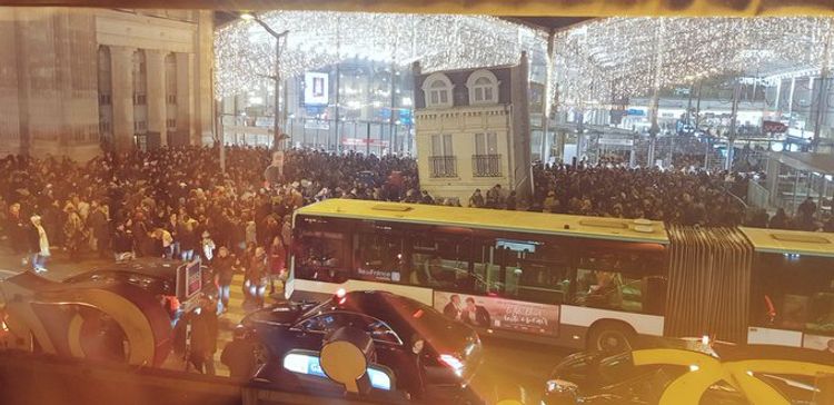 Bomb scare triggers evacuation at Paris’s Gare Du Nord railway station 
