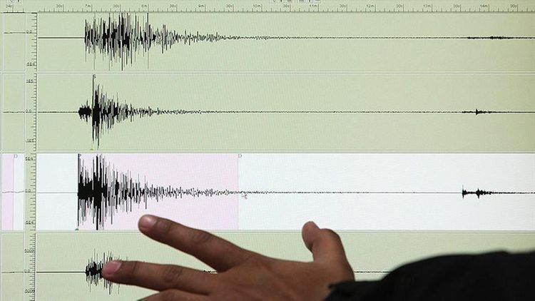 Magnitude 6.1 quake jolts eastern Indonesia