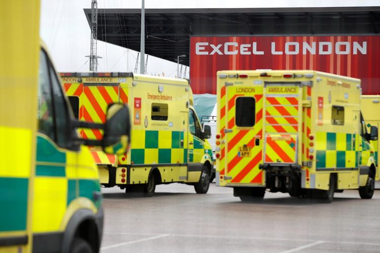 English coronavirus death toll rises 403 to 4,897
