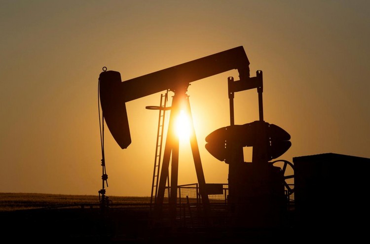 Oil gains as hopes rise for production cut amid coronavirus outbreak