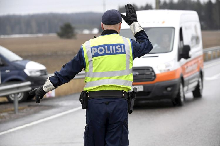 Finland extends border controls until May 13