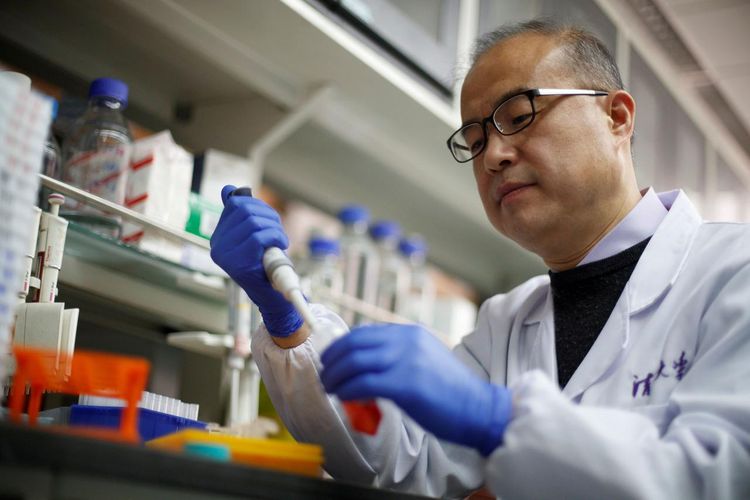 Global health fund calls for $8 billion to begin COVID-19 exit strategy
