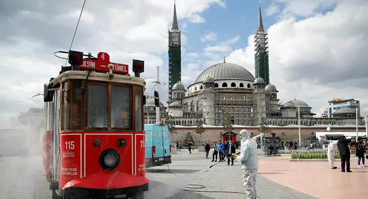 Turkey starts testing Plasma Therapy as potential COVID-19 treatment - Red Crescent