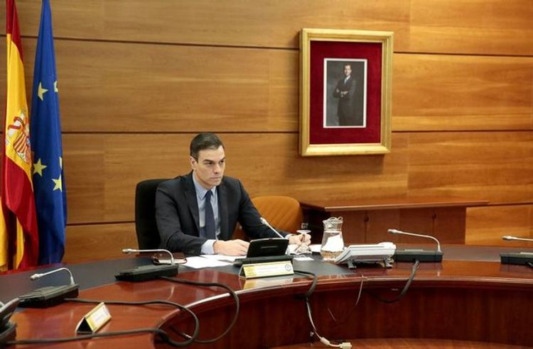 Spain close to reversing coronavirus curve, says PM