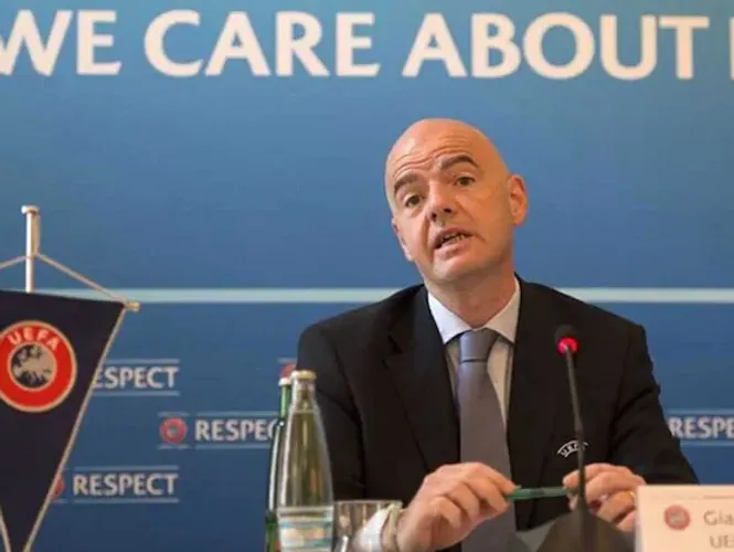 FIFA President: "It is better to wait a bit more than taking risks"
