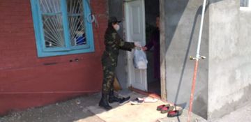 Azerbaijani Ministry of Emergency Situations provides assistance to alone and elderly people - PHOTO