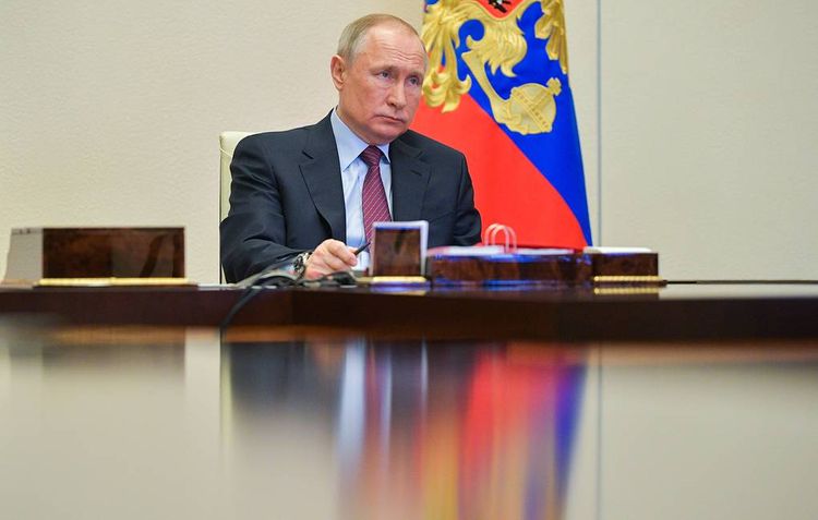 Kremlin: Putin, Trump did not discuss removal of sanctions in phone call