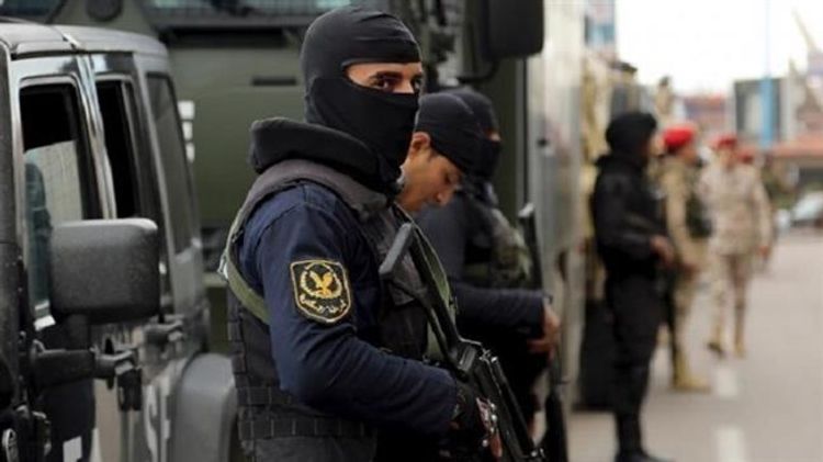 Egyptian security exchanges gunfire with a 'terrorist group' in Cairo