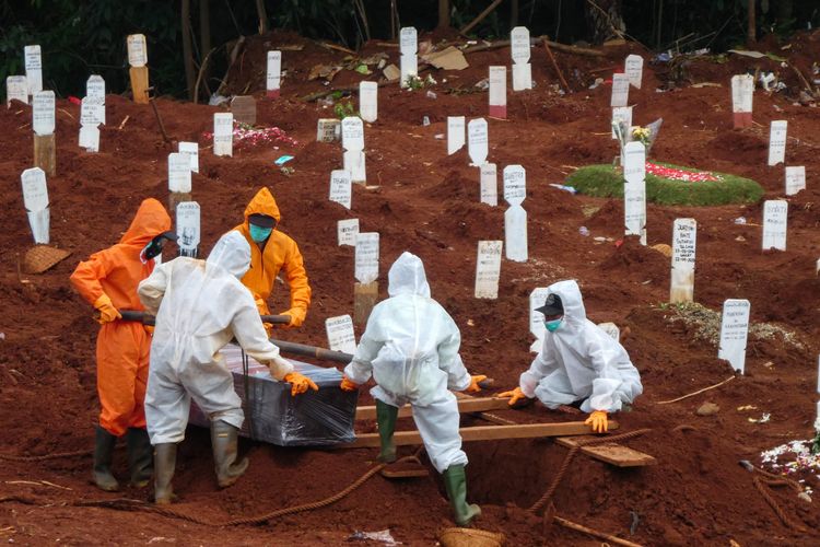 Europe’s COVID-19 death toll possibly much higher than official tally 