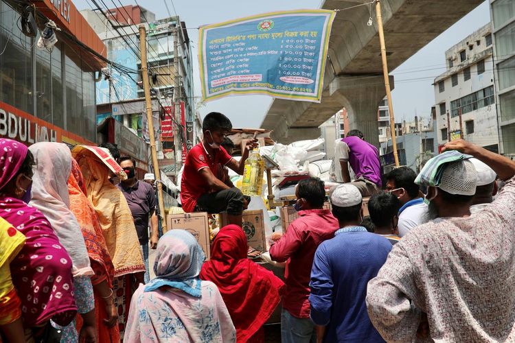 Bangladesh garment workers pack streets to demand wages during coronavirus lockdown