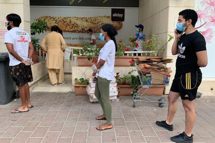 UAE tells Muslims to pray at home during Ramadan